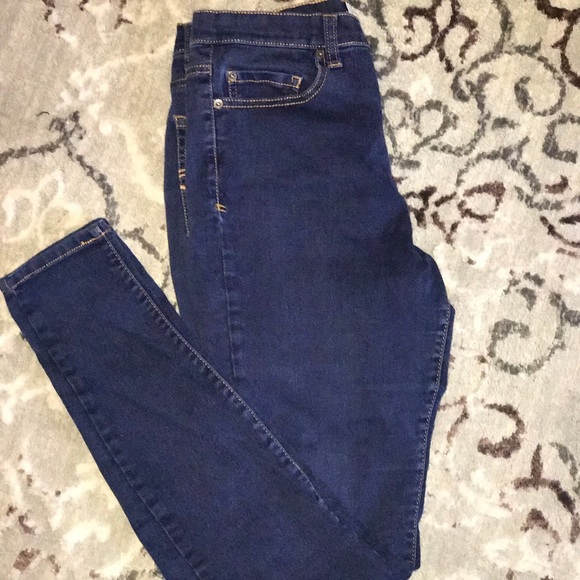 jegging fit jeans